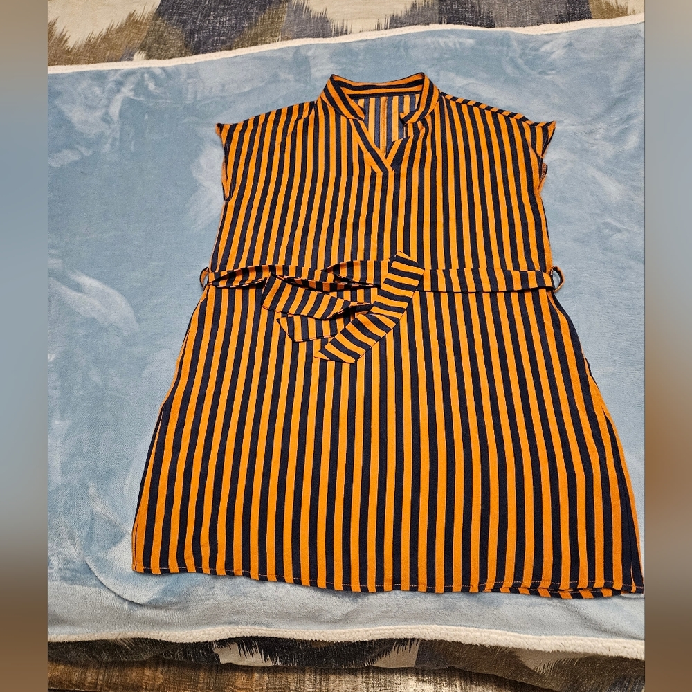 Shein Vertical Striped Notched Neck Batwing Sleeve Belted Dress - Picture 11 of 13